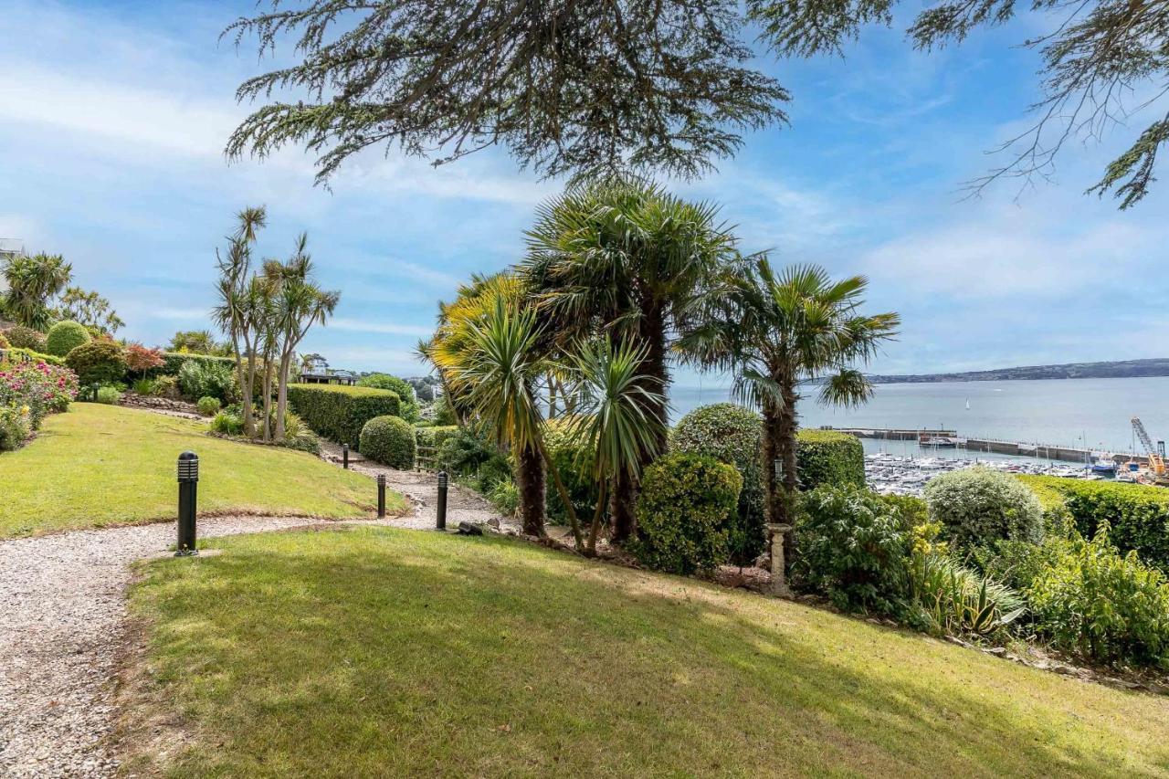 A7 Masts - Striking Beach Bolthole Apartment With Beautiful Sea Views Private Balcony & Parking Torquay Esterno foto